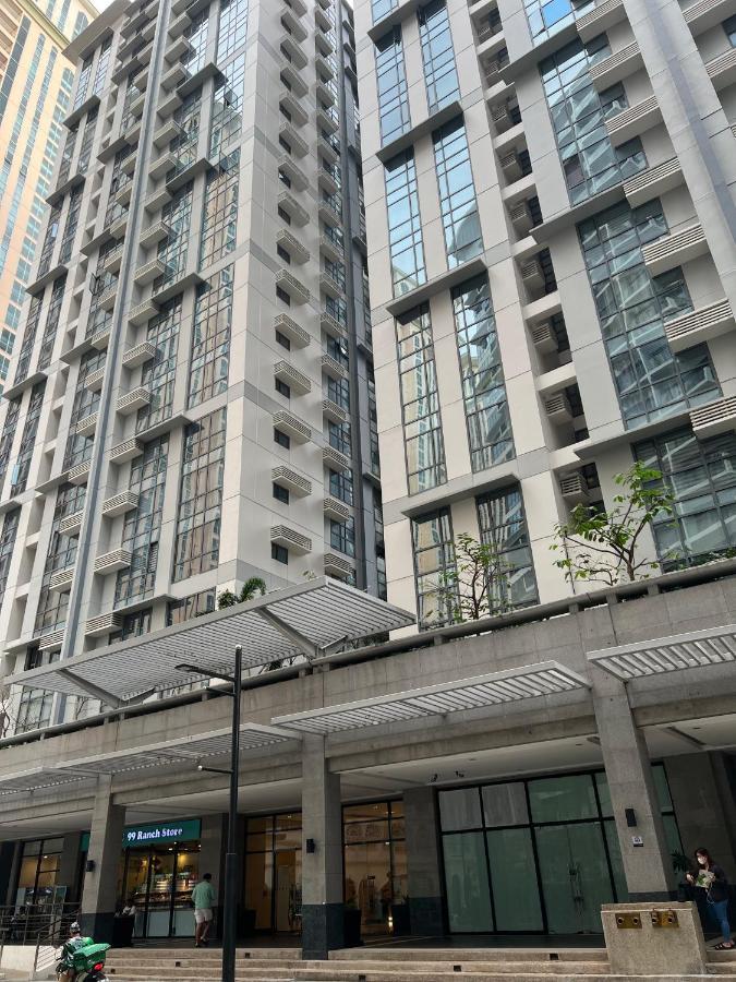 Condotel In Venice Grand Canal Mall Taguig Exterior foto